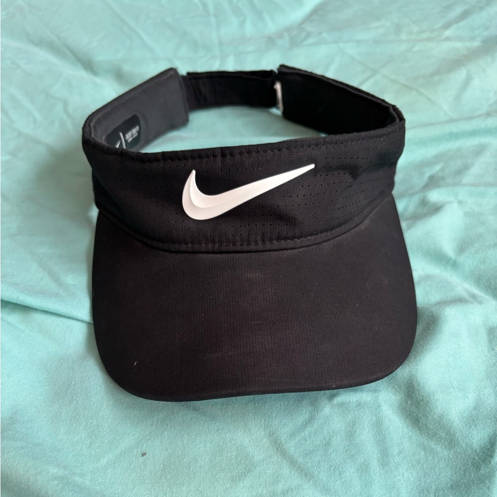 Nike golf visor